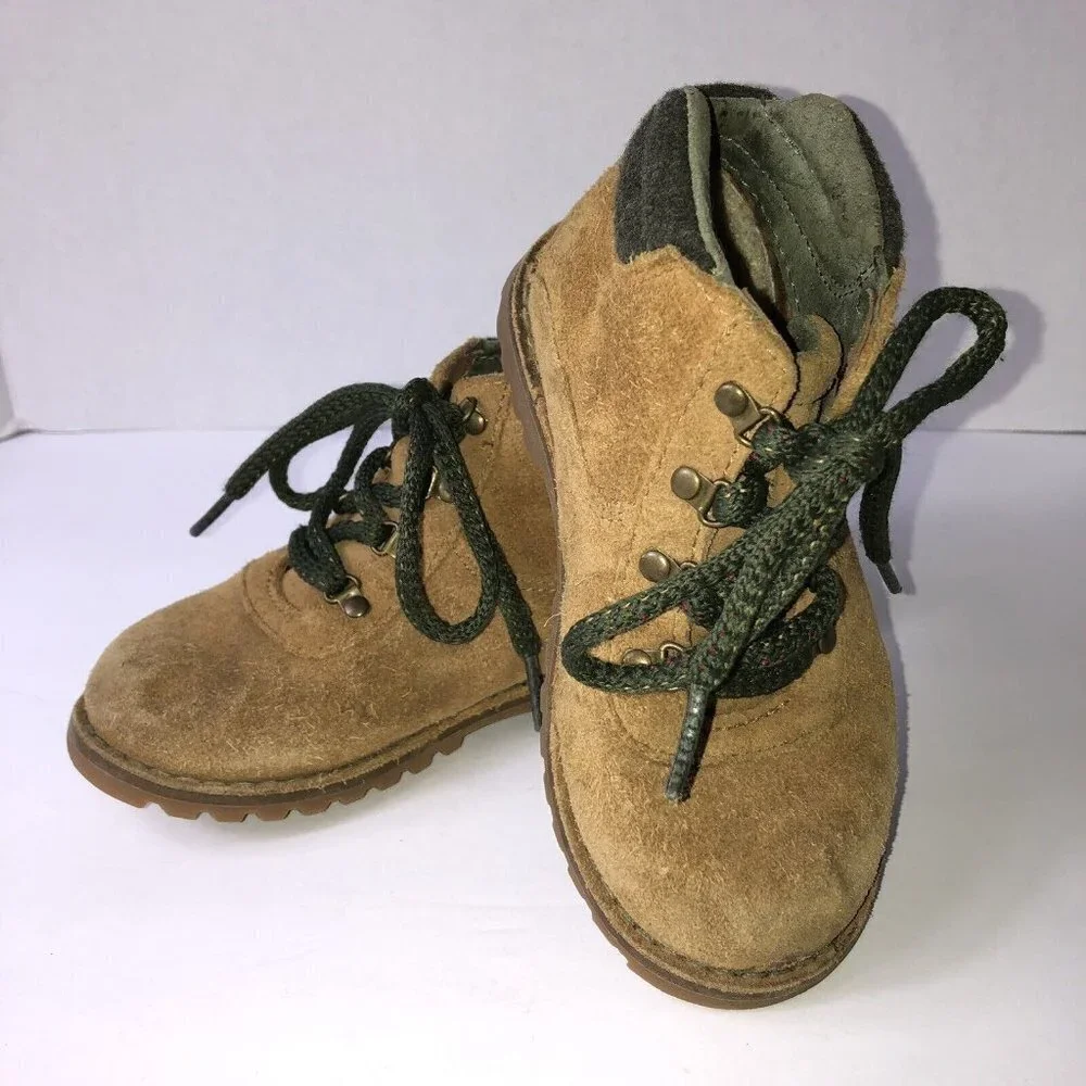 UGG Chestnut Suede Lace-Up Booties High Top Kids Unisex Size 9 Boots